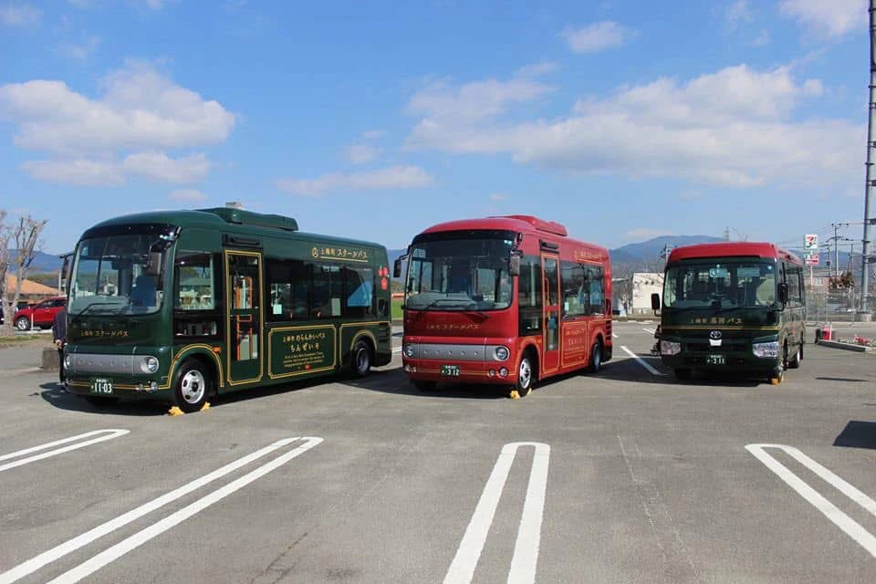 地域公共交通活性化協議会イメージ(上峰町のコミュニティバス/レトロデザイン車両)